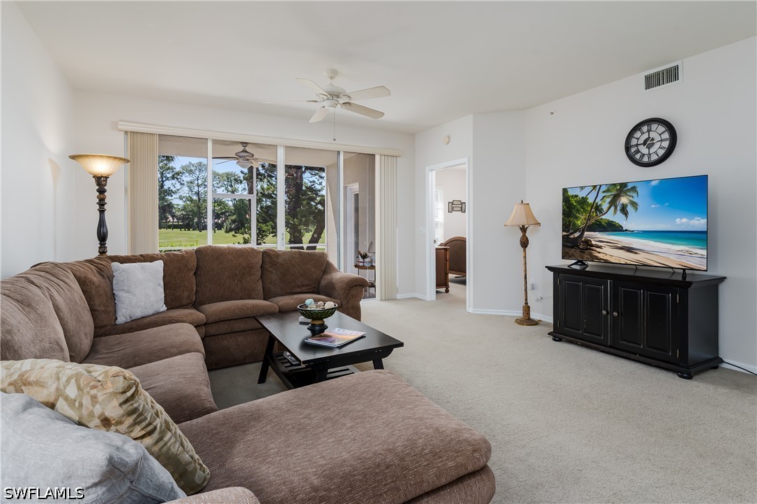 8085 Celeste Dr 812 Property Photo 6