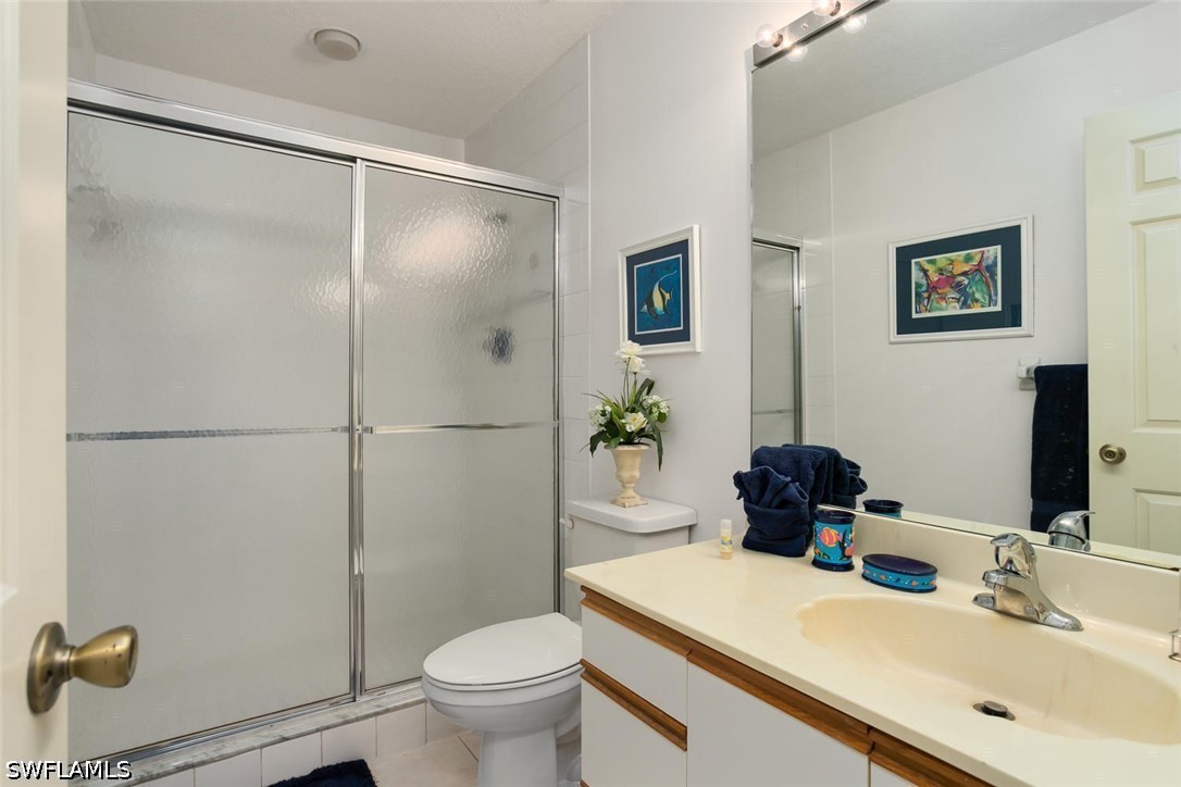 81 Emerald Woods Dr M8 Property Photo 14