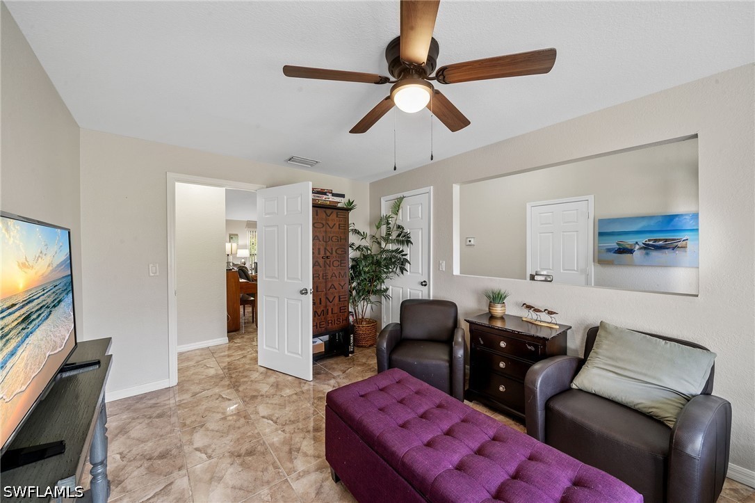 2409 E Edgewater Way Property Photo 9