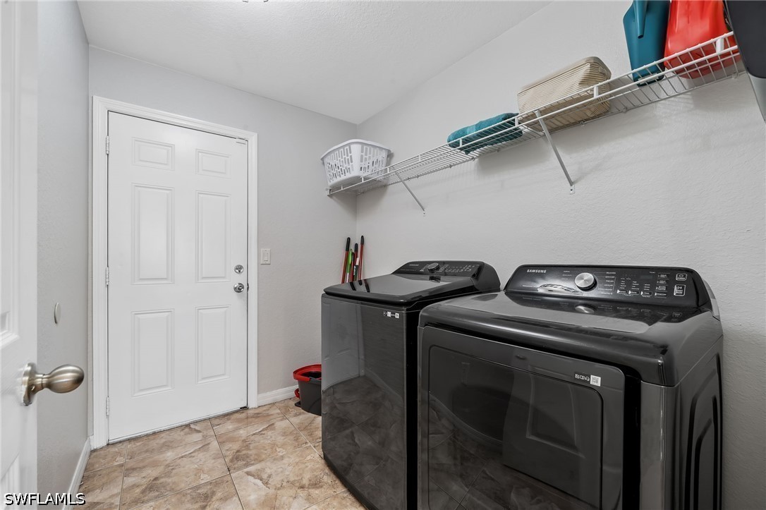 2409 E Edgewater Way Property Photo 18