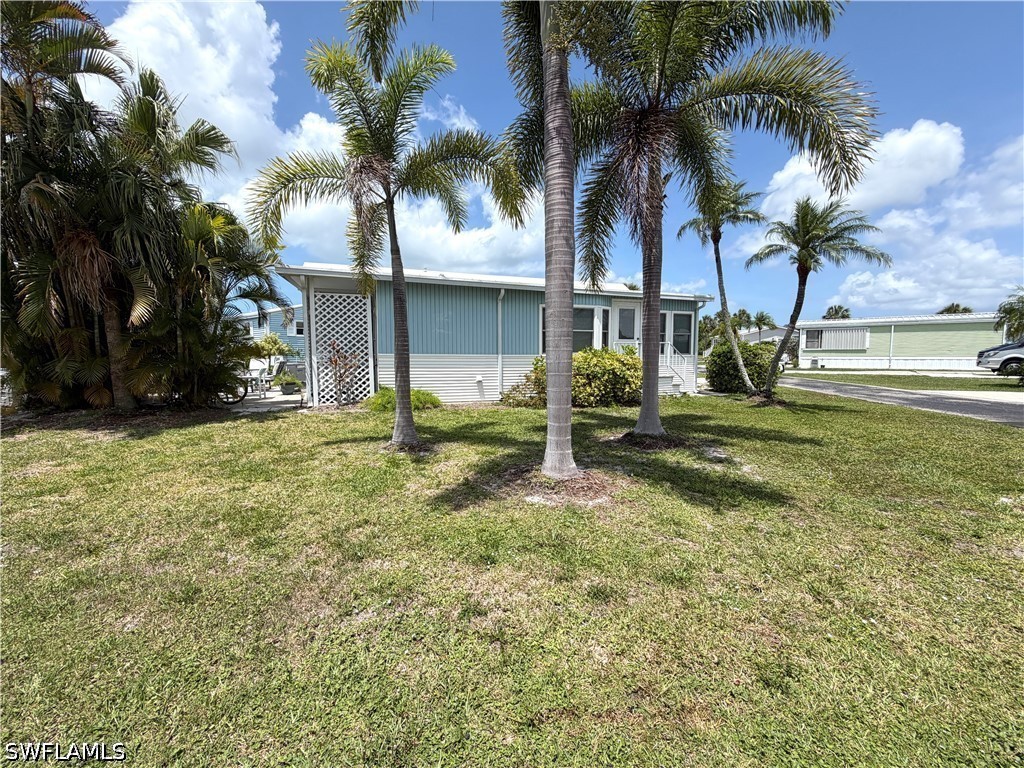 4701 Mayflower Way W Property Photo 4