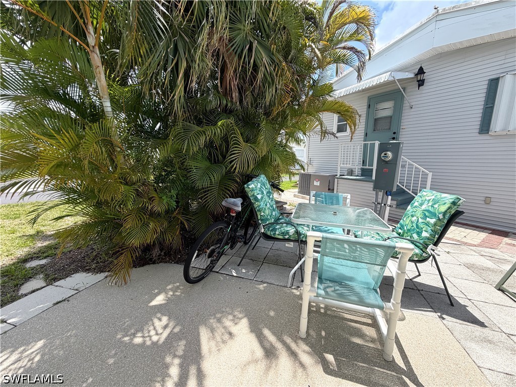 4701 Mayflower Way W Property Photo 6