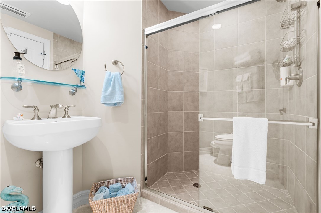 4751 West Bay Blvd 802 Property Photo 17