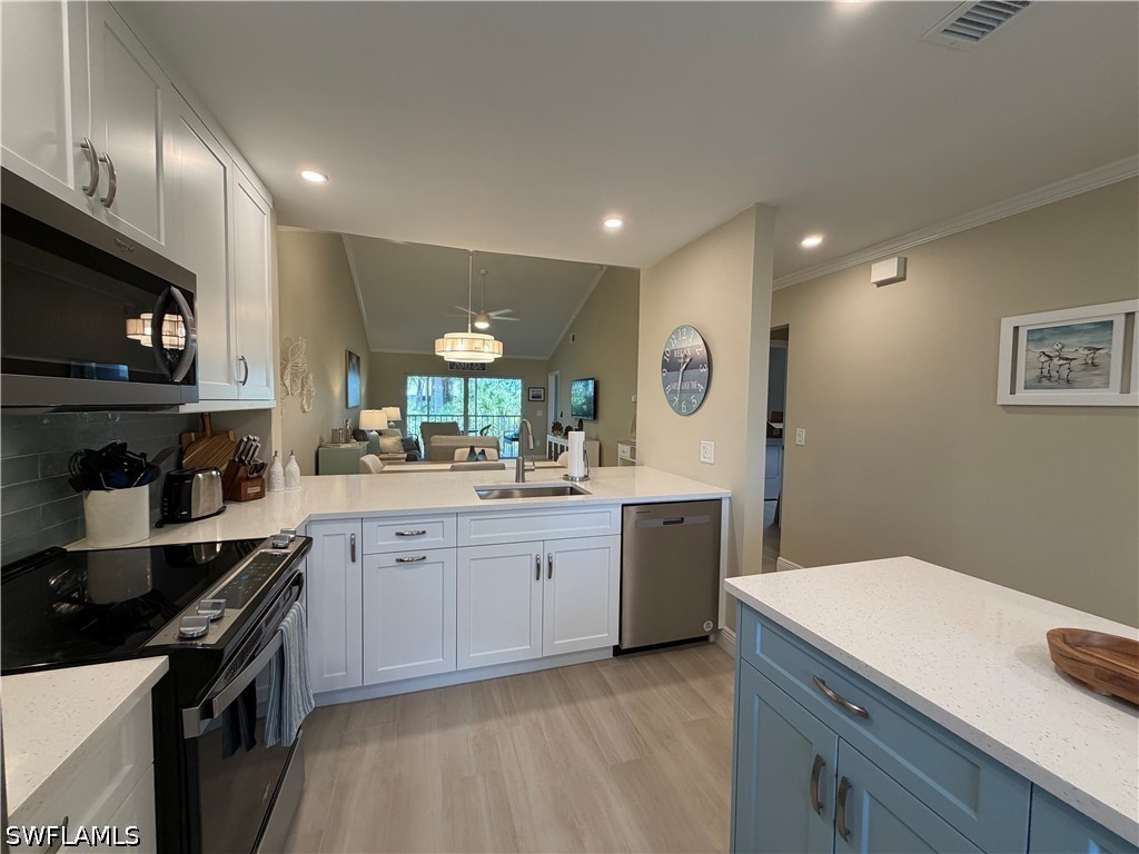 3002 Sandpiper Bay Cir A306 Property Photo 10
