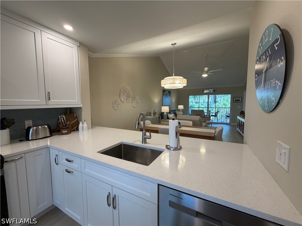3002 Sandpiper Bay Cir A306 Property Photo 11