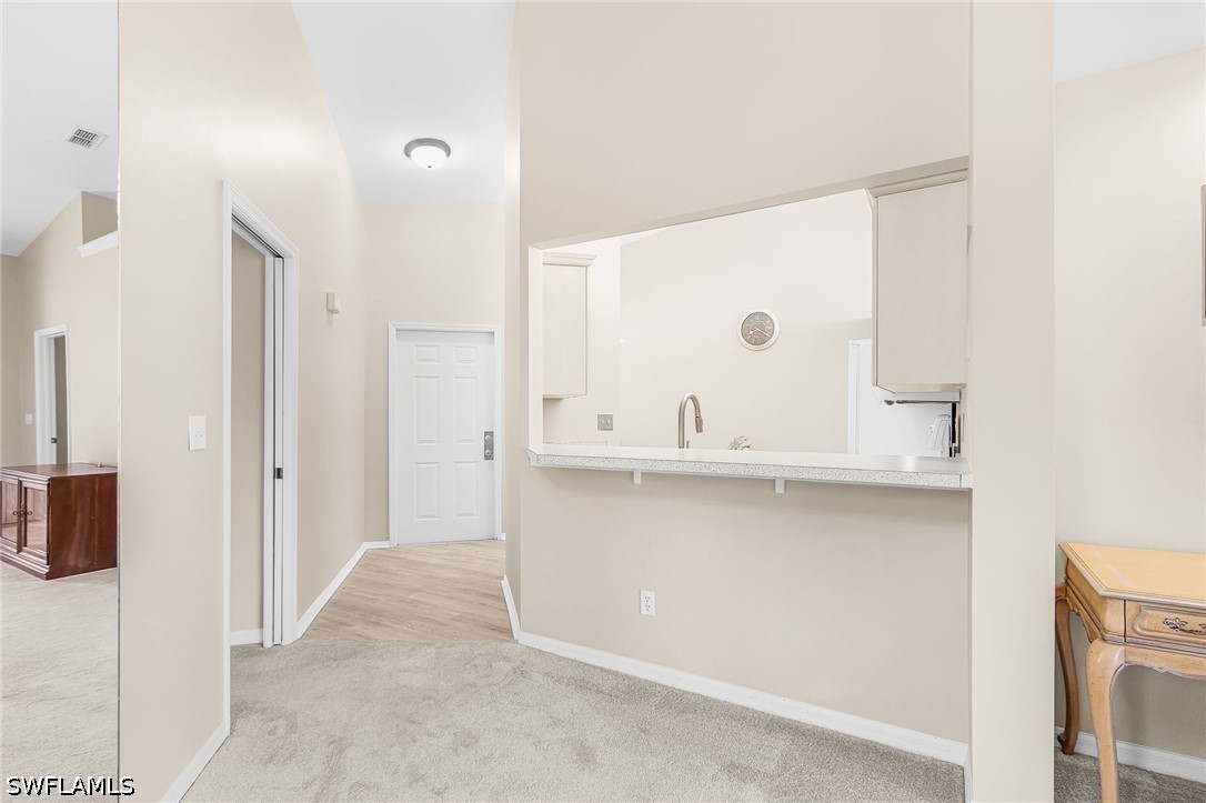 305 Robin Hood Cir 204 Property Photo 12