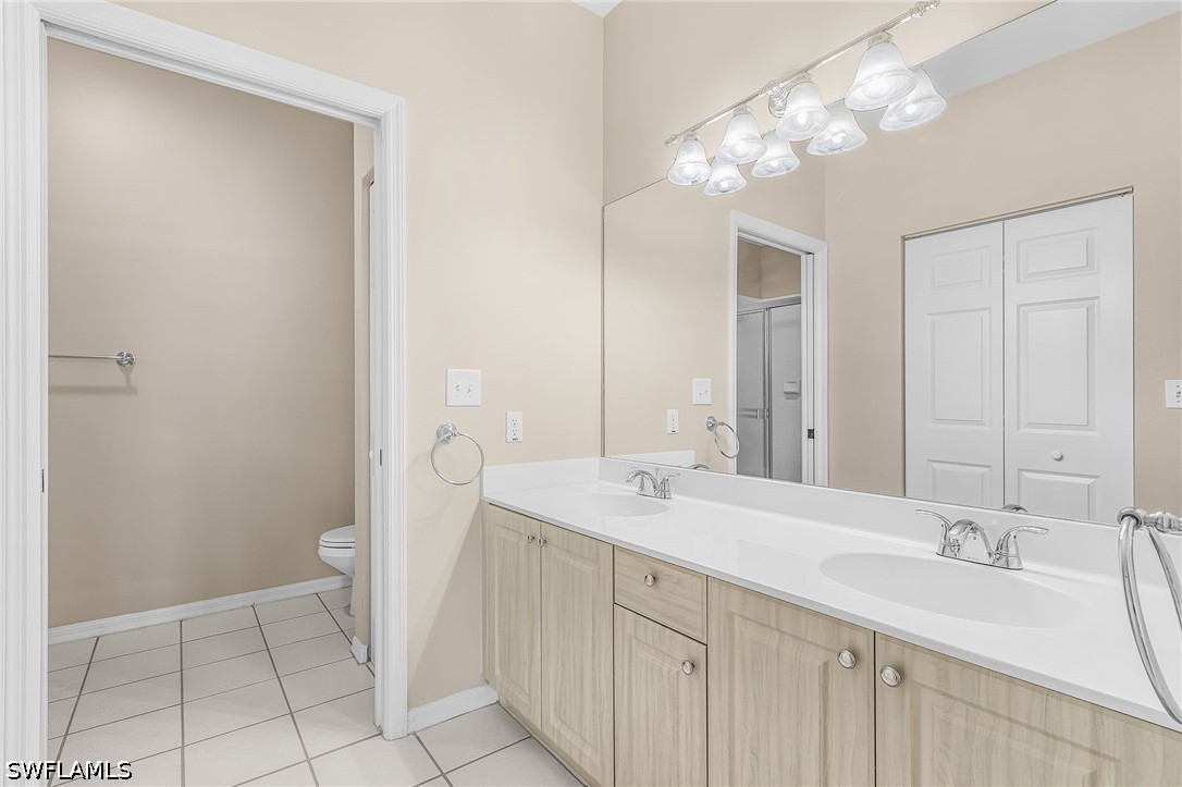 305 Robin Hood Cir 204 Property Photo 16