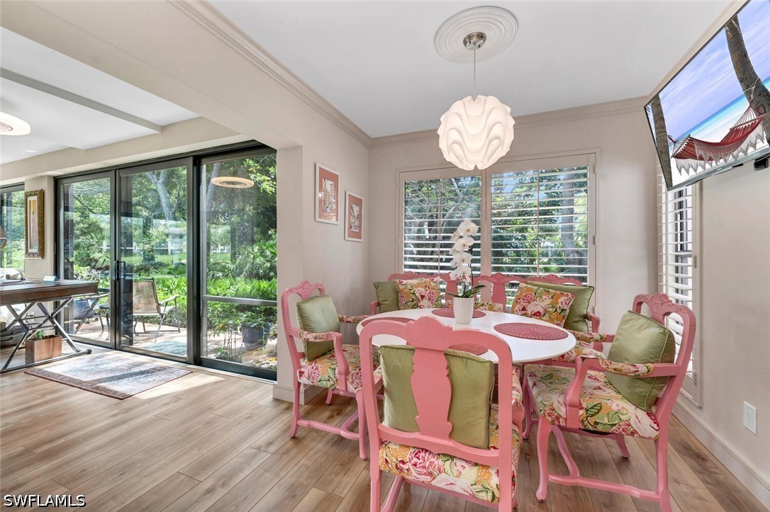 5950 Pelican Bay Blvd 111 Property Photo 7