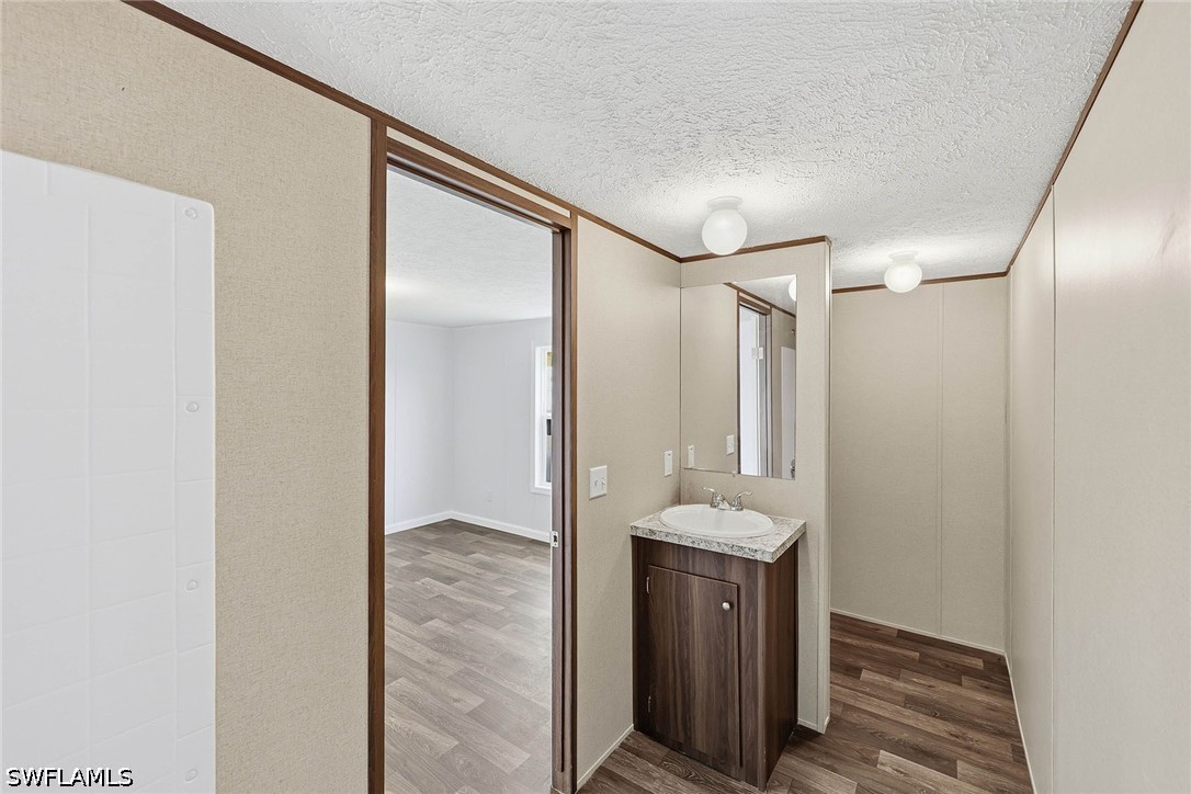 226022446 Property Photo 13
