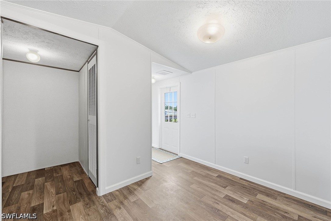 226022446 Property Photo 16