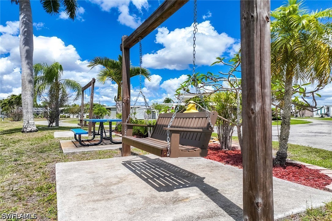 226022446 Property Photo 26