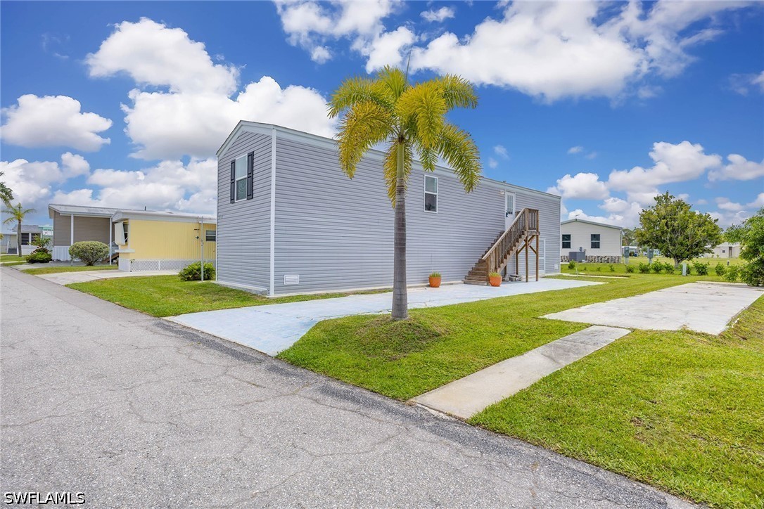 226022446 Property Photo 42