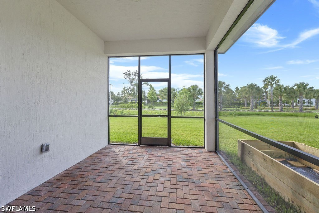 5293 Marano Dr Property Photo 21
