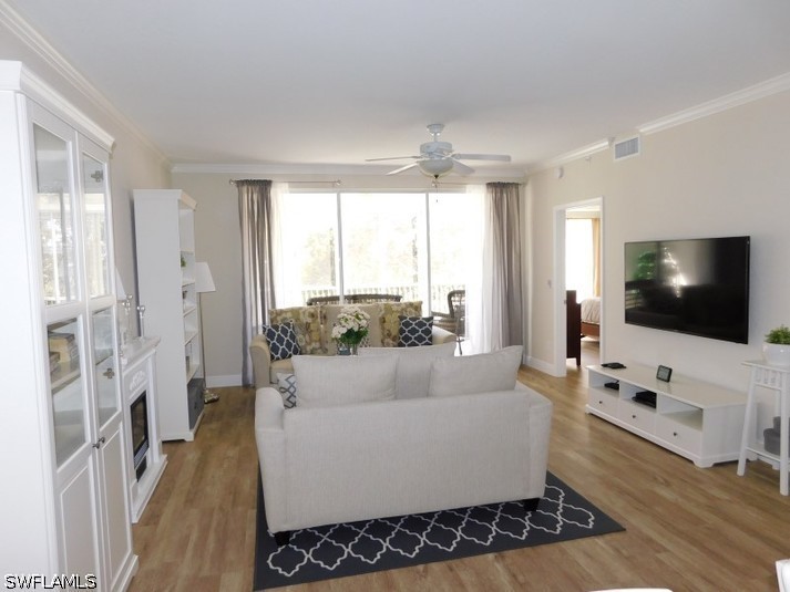 7655 Pebble Creek Cir 302 Property Photo 2
