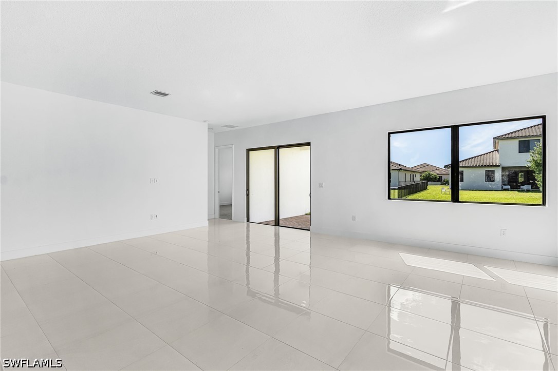 4772 Gambero Way Property Photo 7