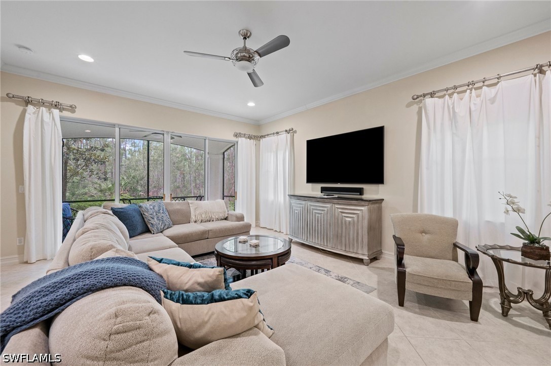 2809 Tiburon Blvd E 2-101 Property Photo 8