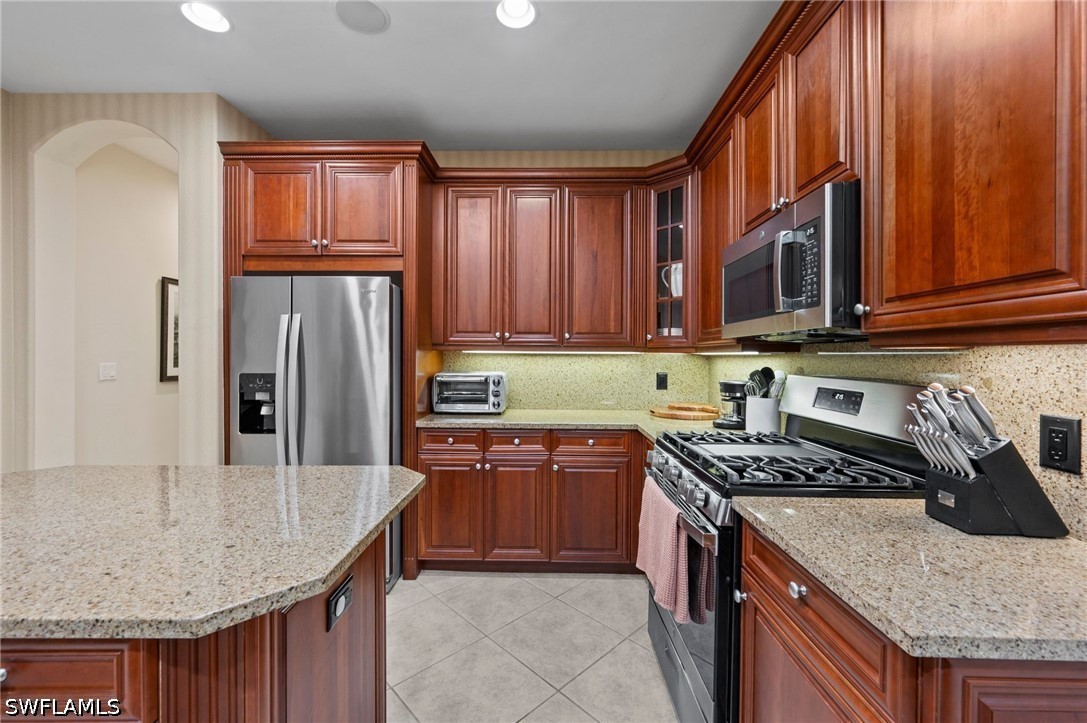 2809 Tiburon Blvd E 2-101 Property Photo 12