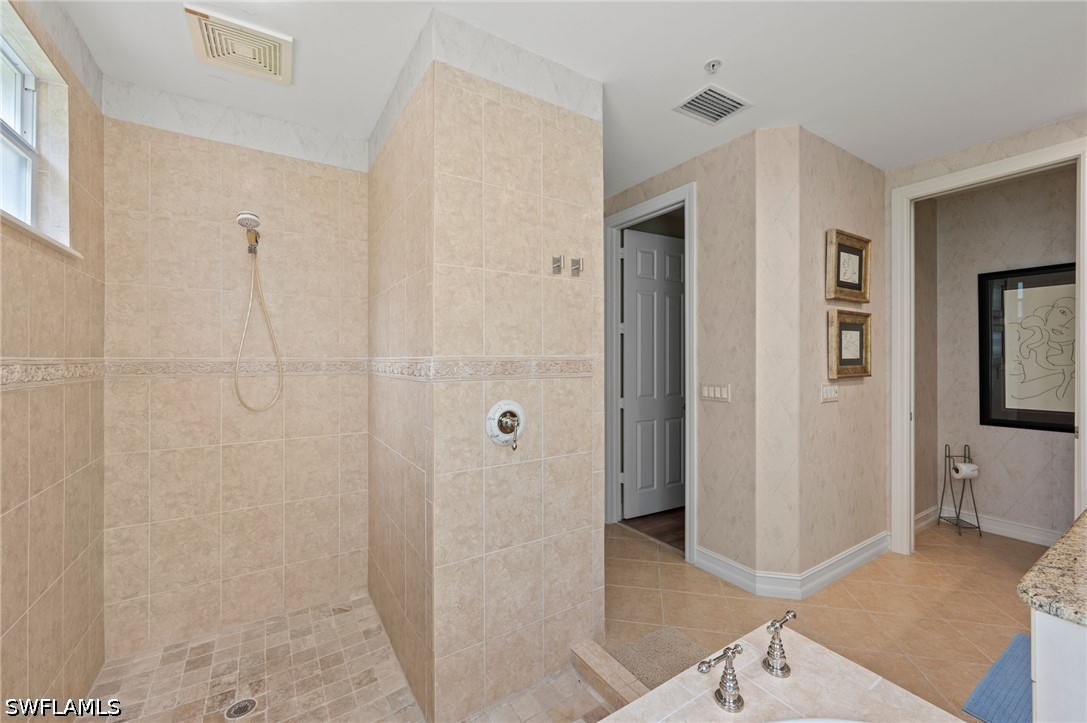 2809 Tiburon Blvd E 2-101 Property Photo 20