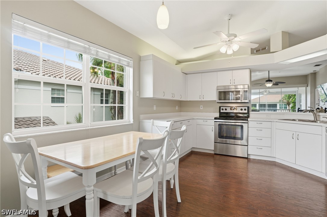 6914 Satinleaf Rd N 201 Property Photo 6