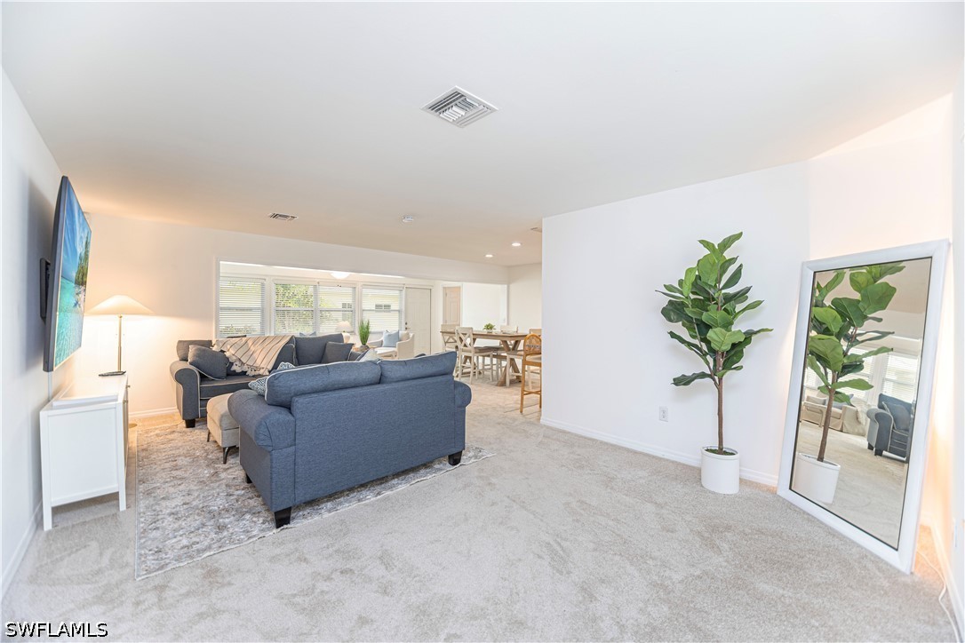 2983 Binnacle Dr Property Photo 3