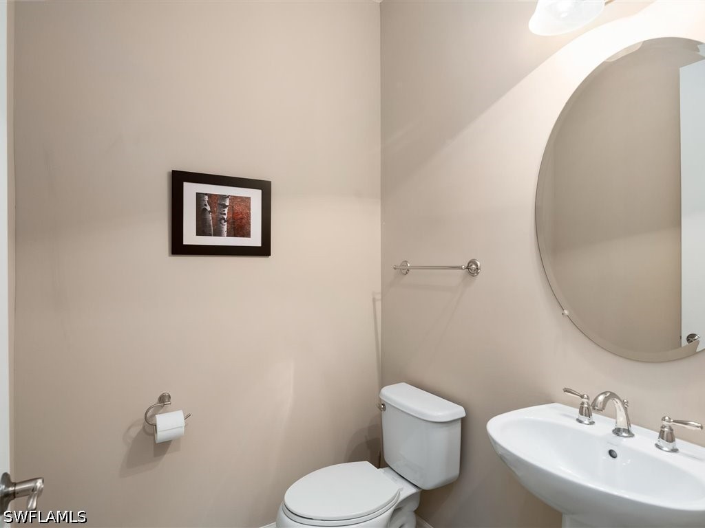 9071 Albion Ln N 5703 Property Photo 17