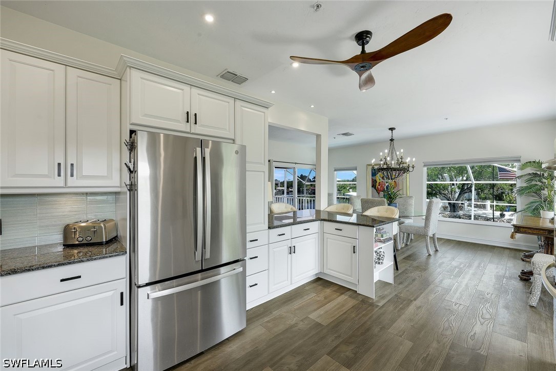 3858 Riviera Cir Property Photo 22