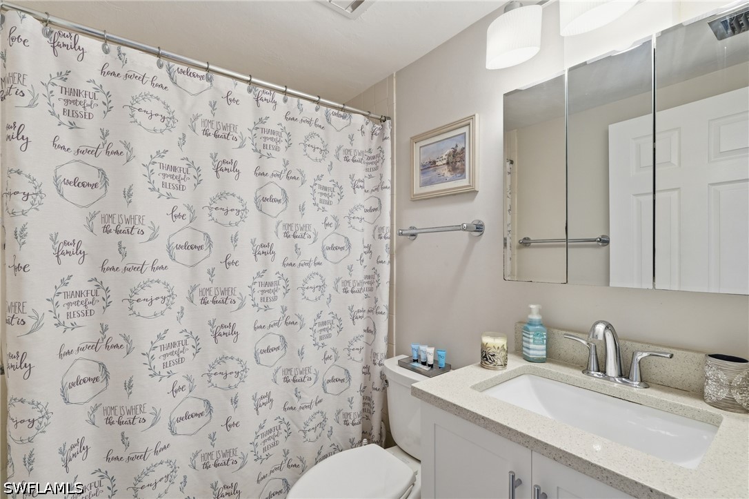 803 River Point Dr 107b Property Photo 14