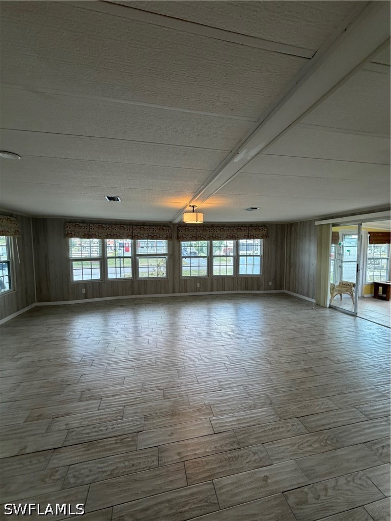 26305 Colony Rd Property Photo 5