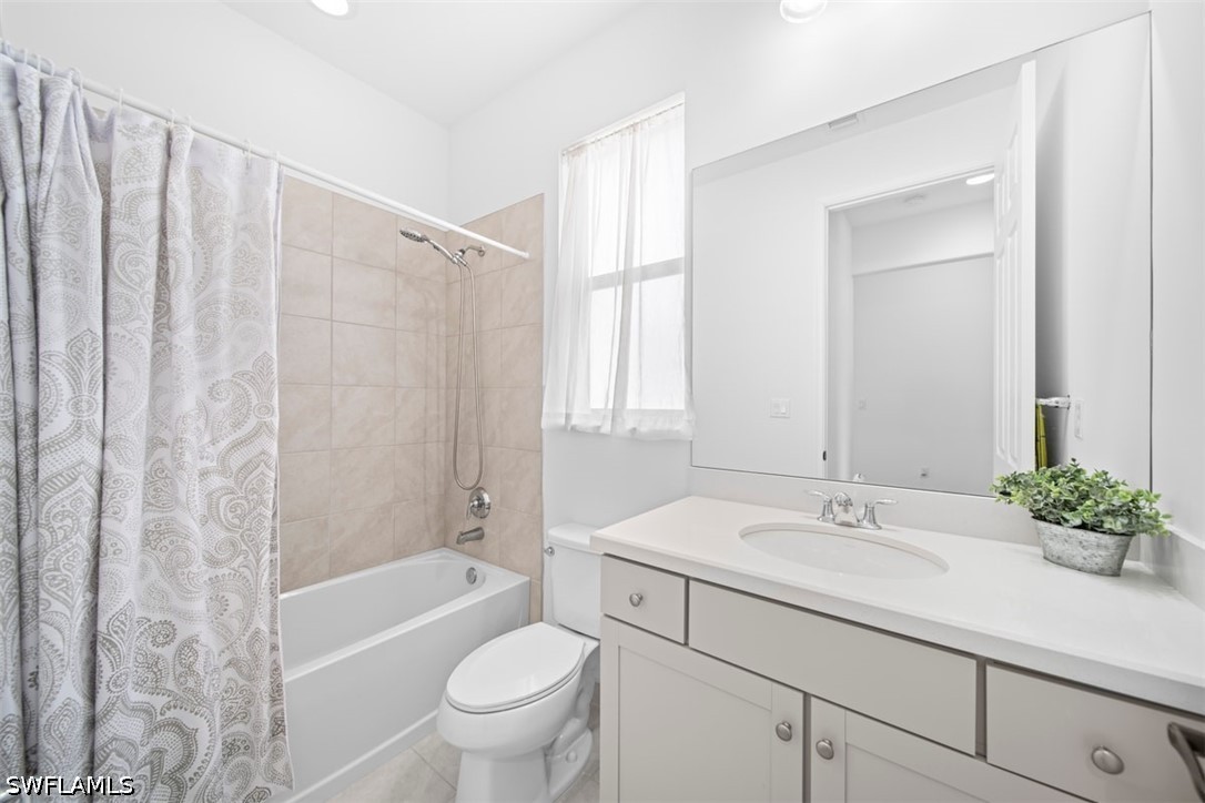 5535 Useppa Dr Property Photo 6