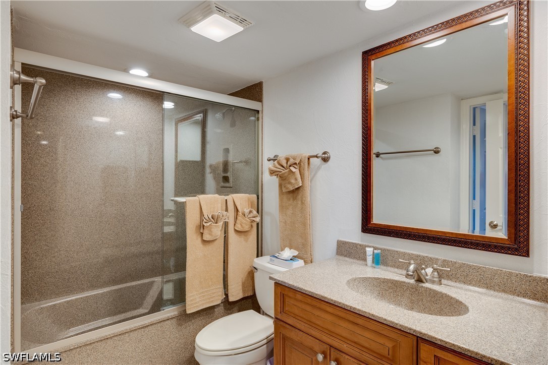 2445 W Gulf Dr B22 Property Photo 11