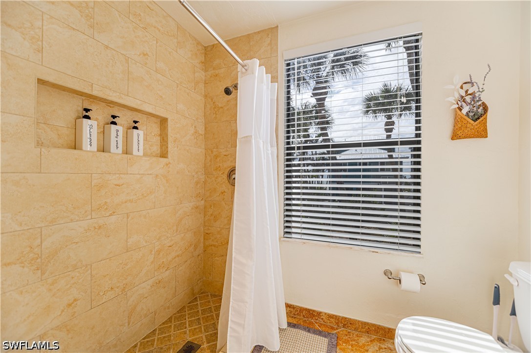 5370 / 5372 Palmetto St Property Photo 33