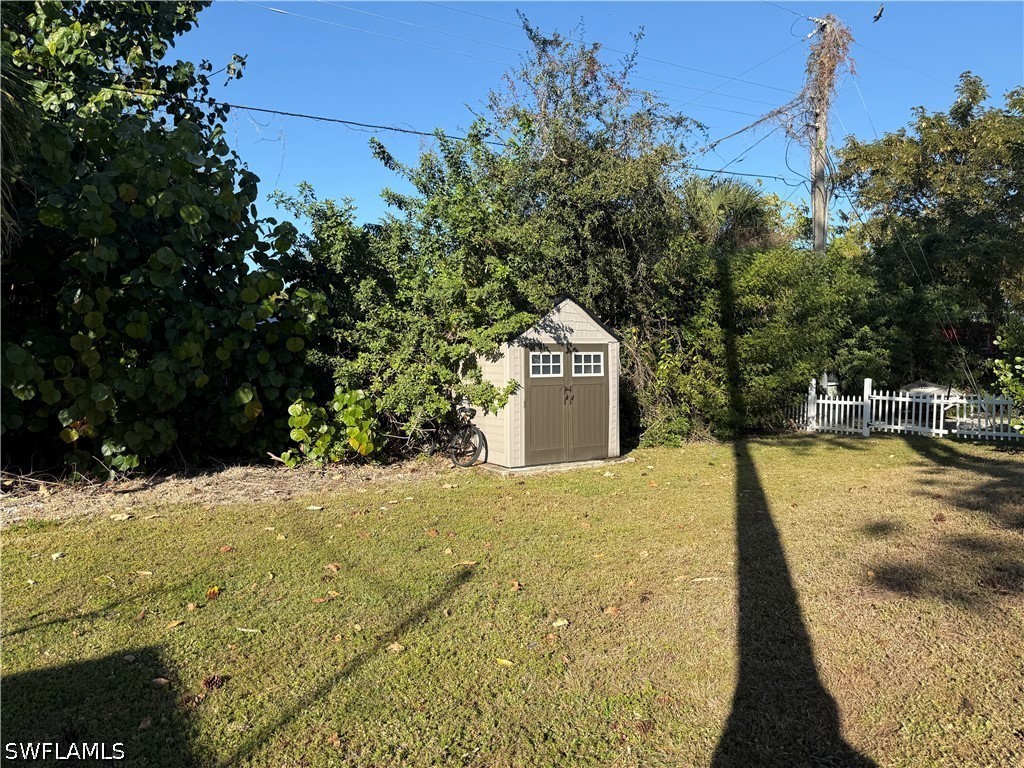 2855 Van Buren Ave Property Photo 15