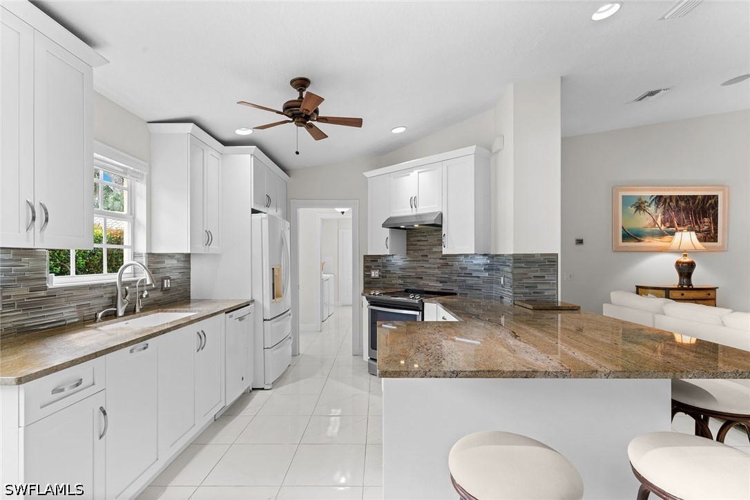 3210 Barbados Ln Property Photo 6