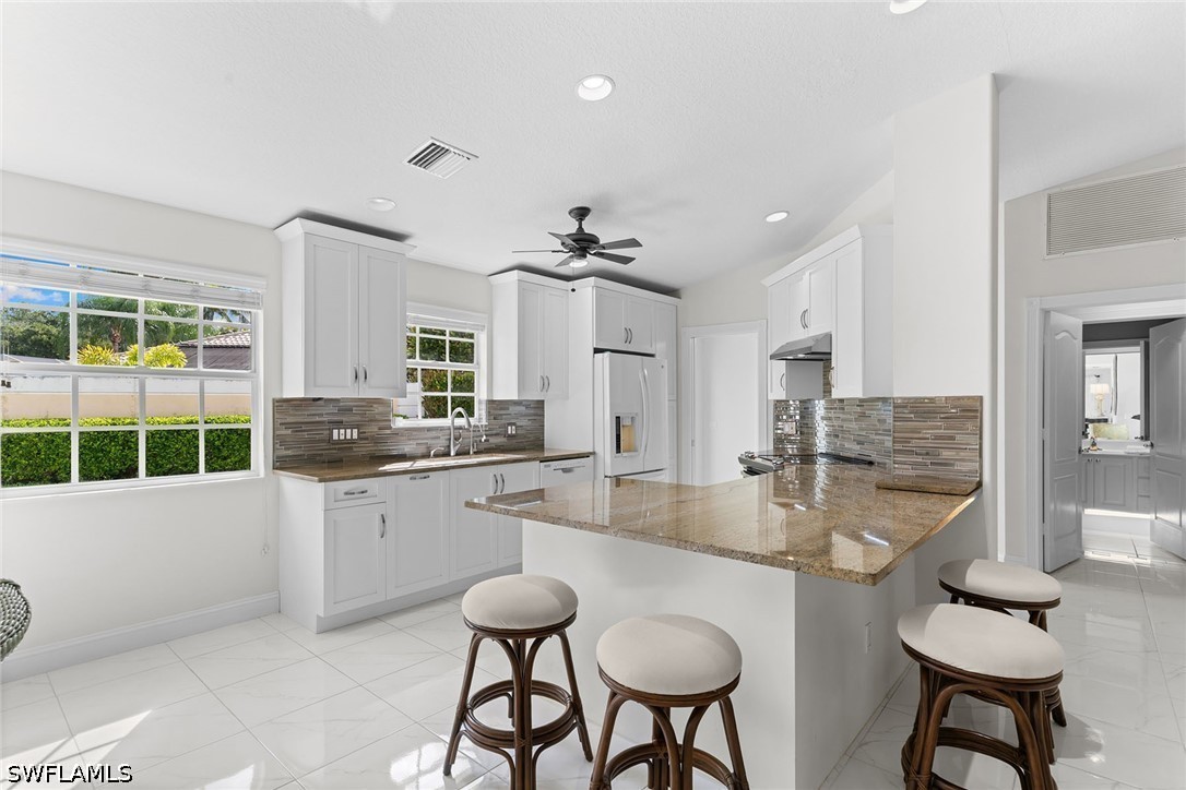 3210 Barbados Ln Property Photo 7