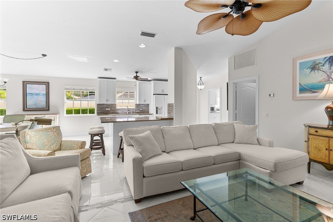 3210 Barbados Ln Property Photo 10