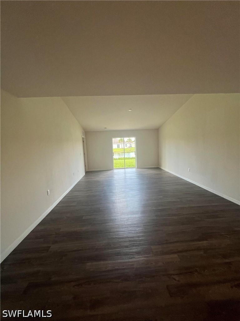 9114 Aegean Cir Property Photo 10