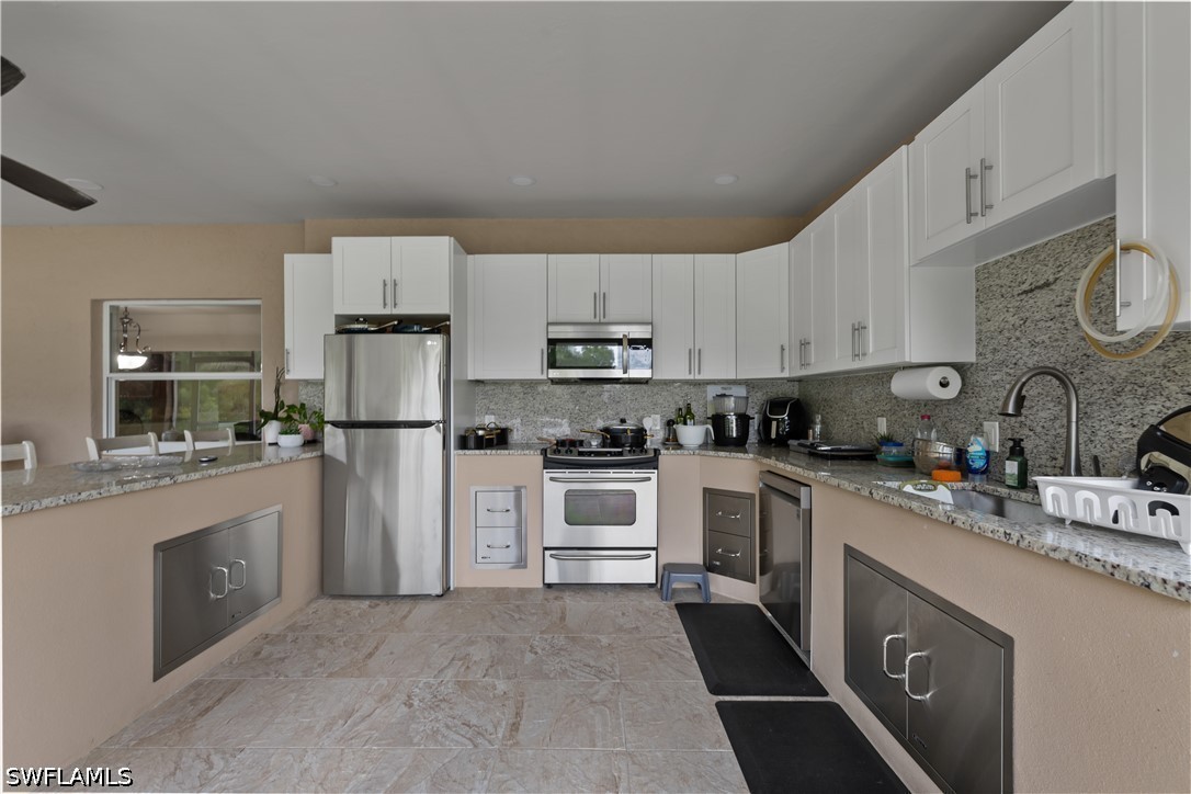 3760 Golden Gate Blvd E Property Photo 26