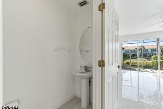 827 Hampton Cir 146 Property Photo 11