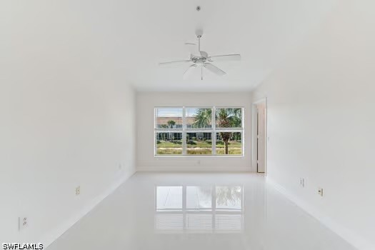 827 Hampton Cir 146 Property Photo 13