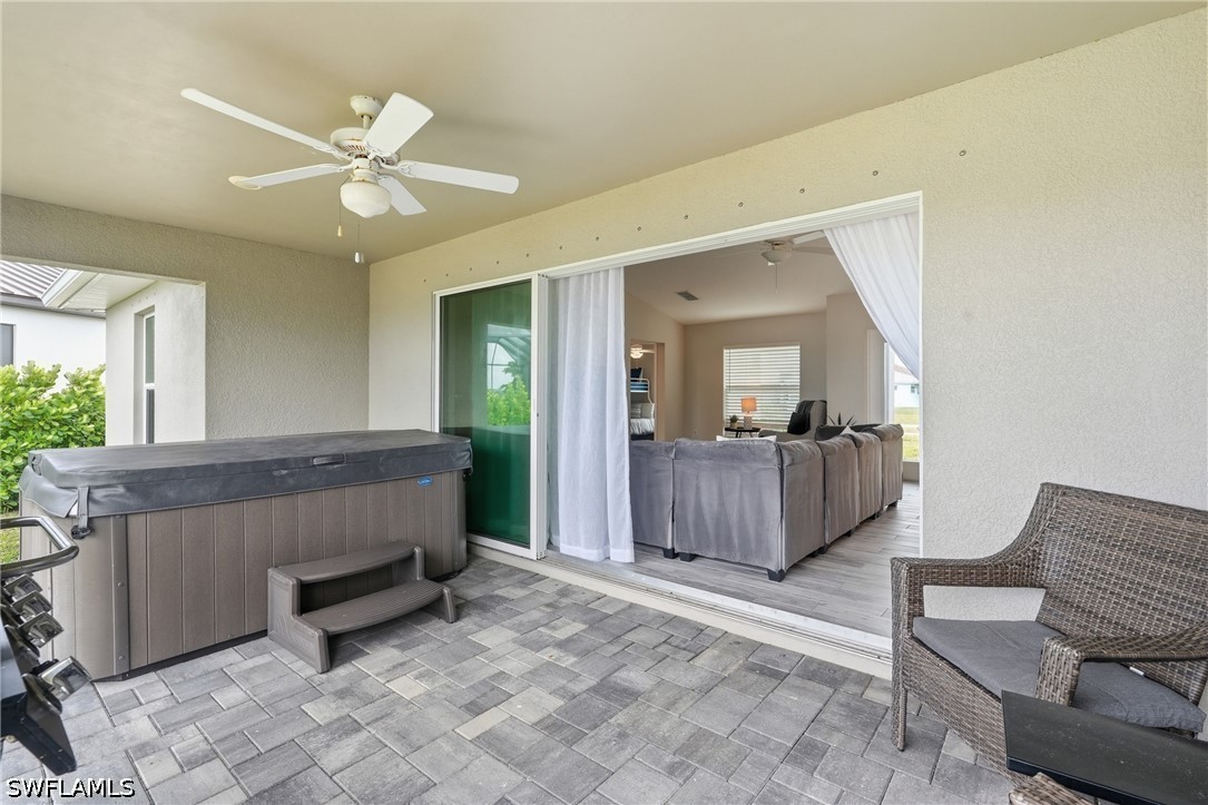 3728 Yucatan Pkwy Property Photo 17