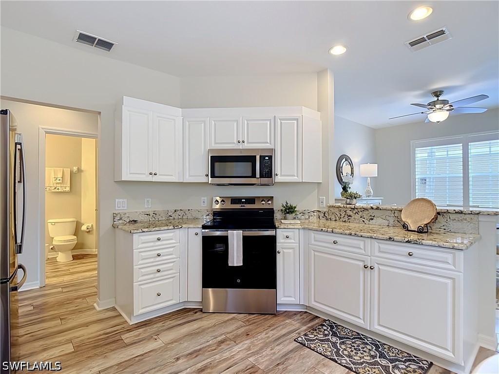 20071 Seagrove St 1001 Property Photo 5