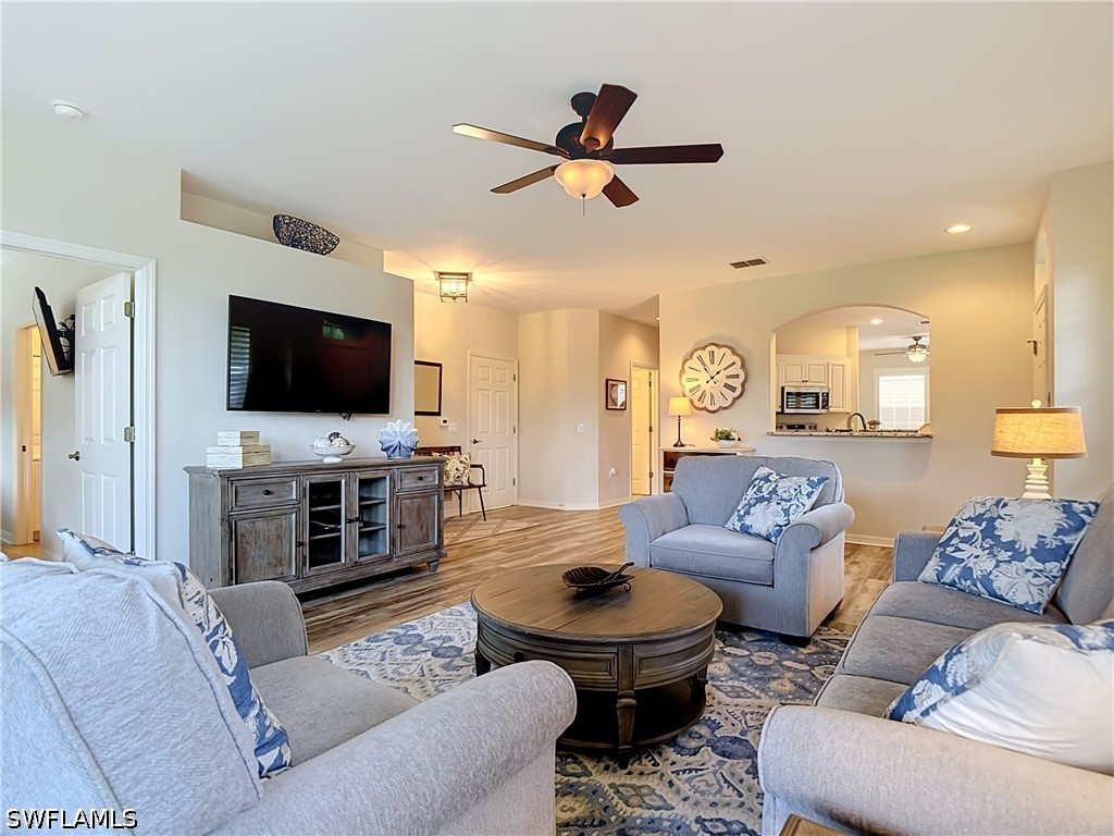 20071 Seagrove St 1001 Property Photo 8