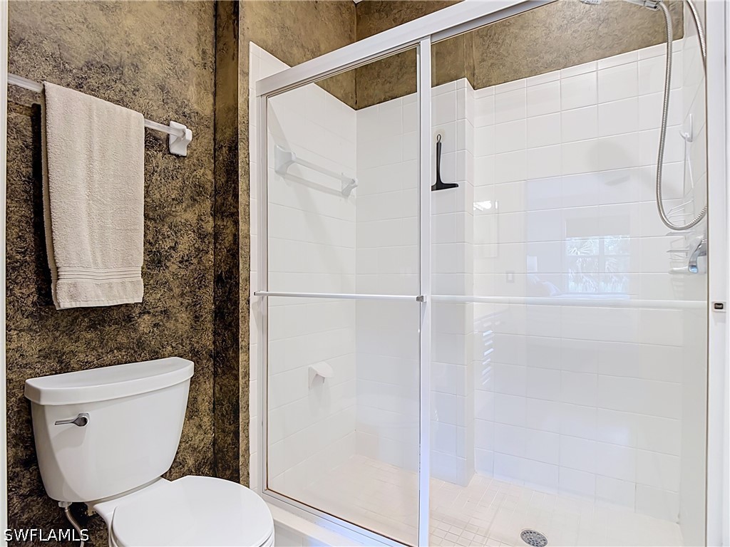 20071 Seagrove St 1001 Property Photo 21
