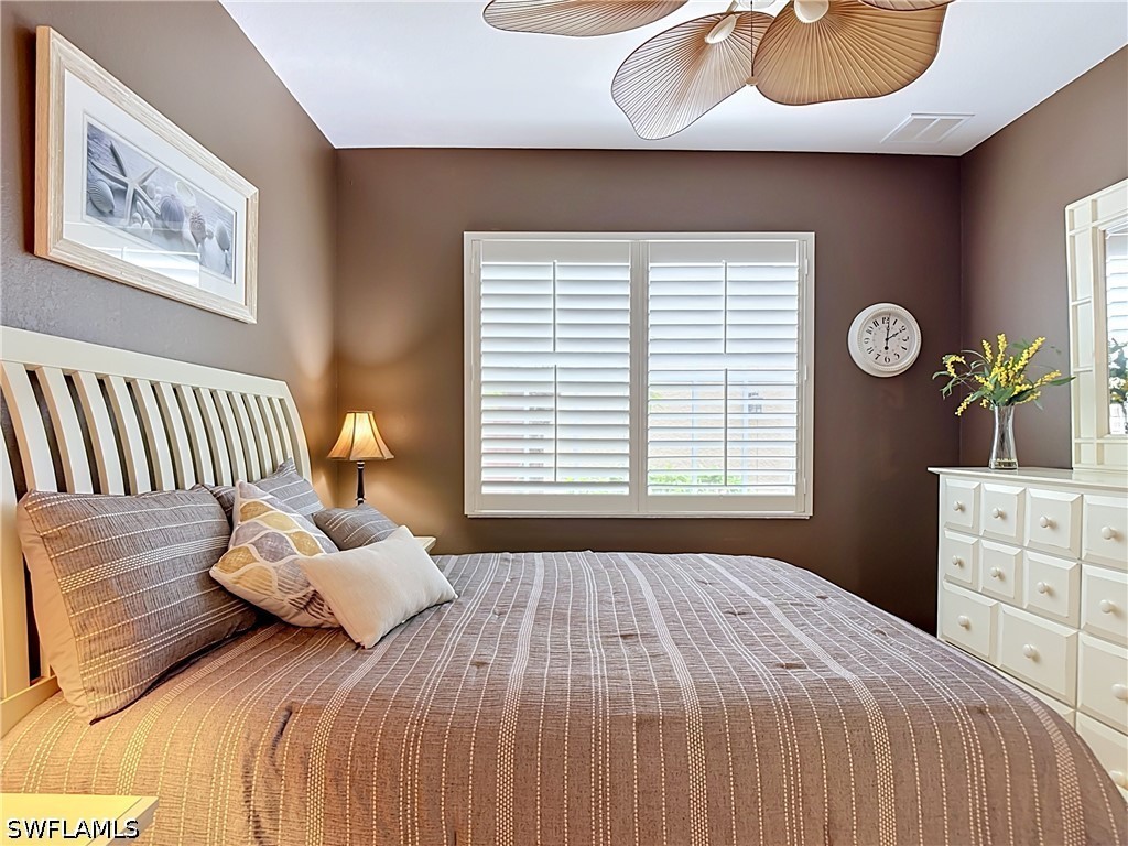 20071 Seagrove St 1001 Property Photo 23