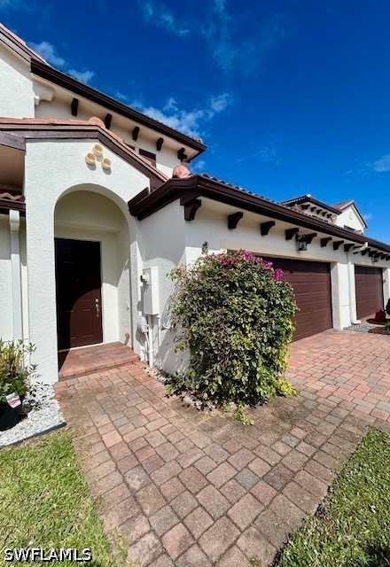 7784 Bristol Cir Property Photo 1
