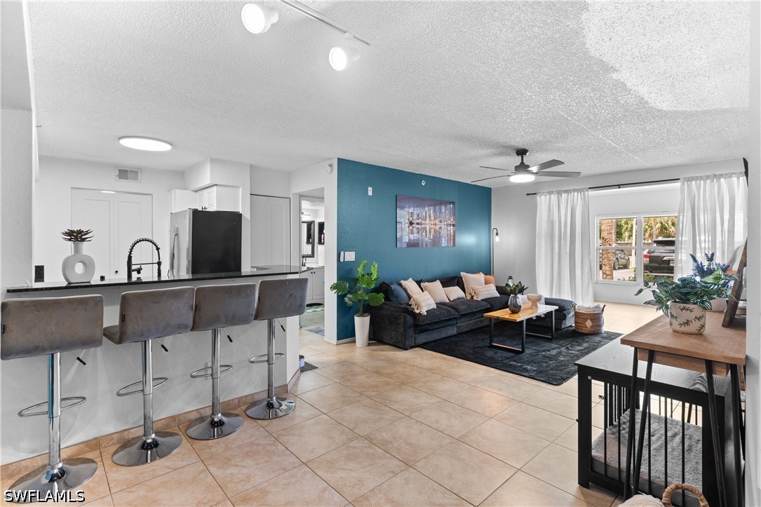 8225 Ibis Club Dr 204 Property Photo 2