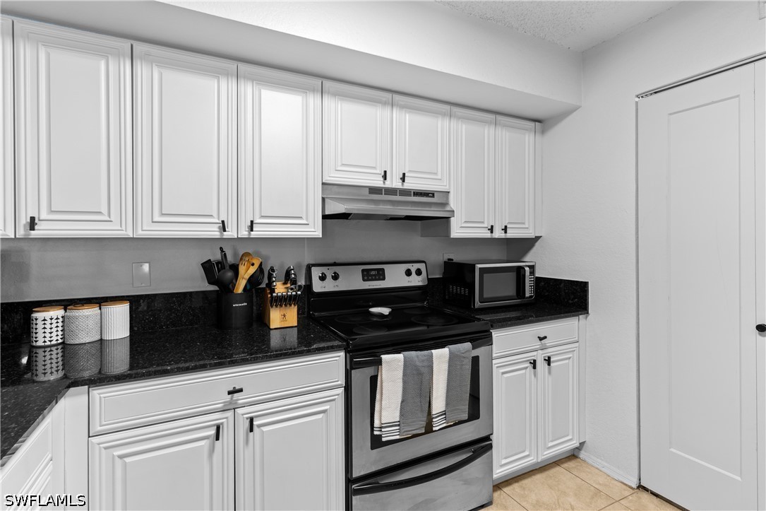 8225 Ibis Club Dr 204 Property Photo 13