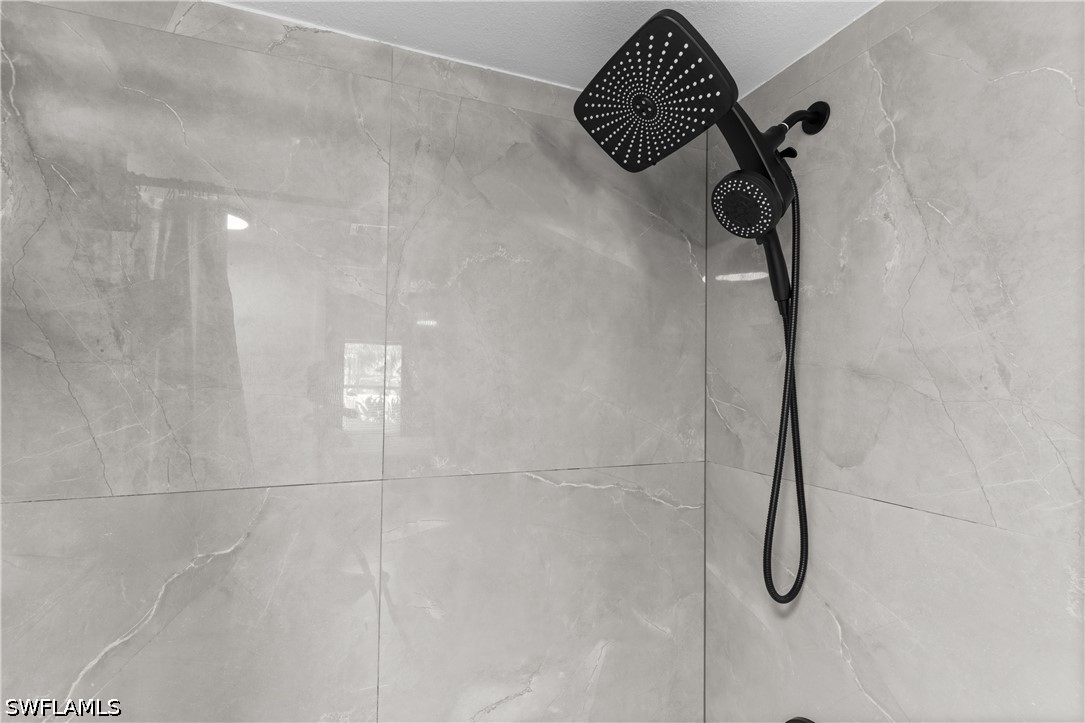 8225 Ibis Club Dr 204 Property Photo 27