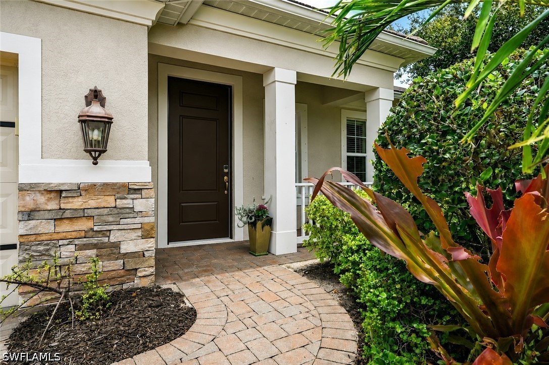 3571 Canopy Cir Property Photo 3