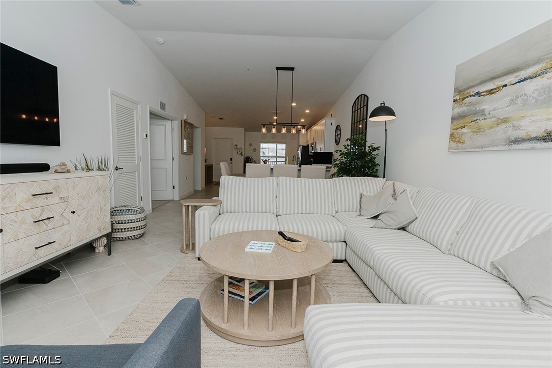5433 Double Eagle Cir 2928 Property Photo 6